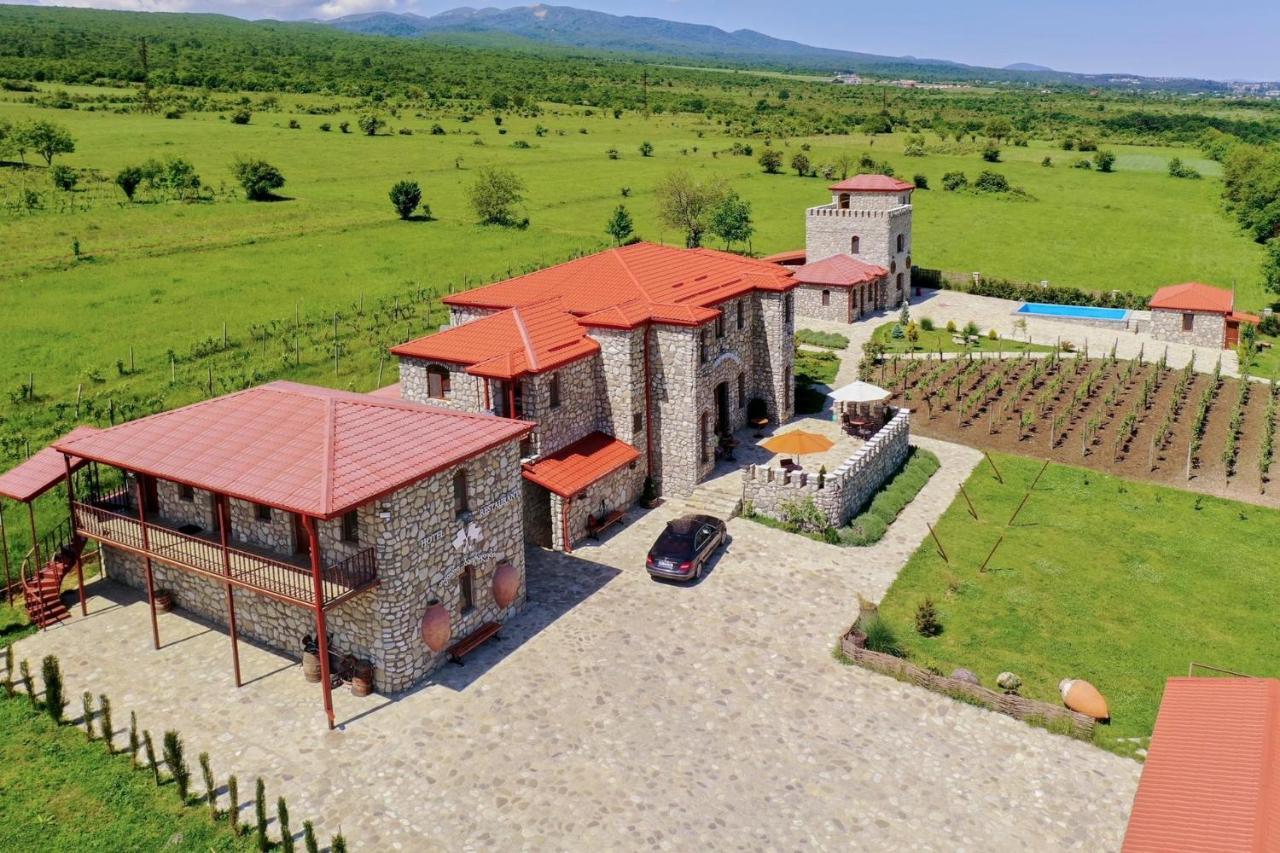 Chateau Tetri Bairagebi White Flags Kisiskhevi Zewnętrze zdjęcie